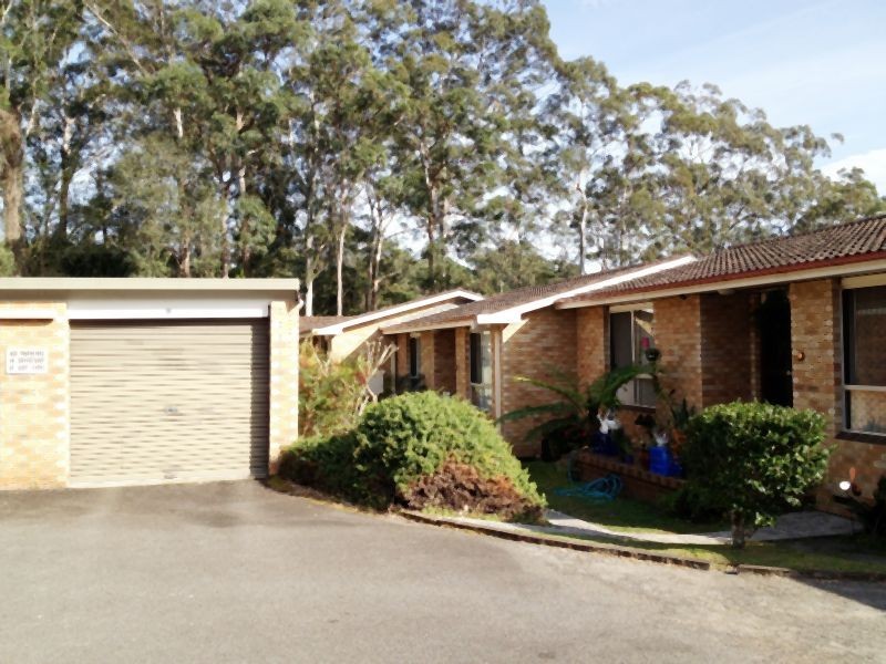 8/4 Kalawarra Road, Wyoming NSW 2250