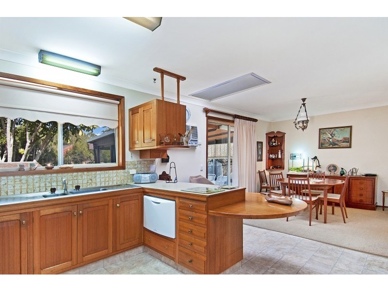 20  Avalon Road, Springfield NSW 2250