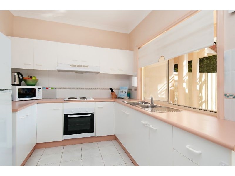 1/8 Beechwood Close, Ourimbah NSW 2258