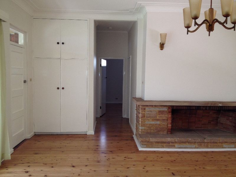 144 Albany Street, Point Frederick NSW 2250