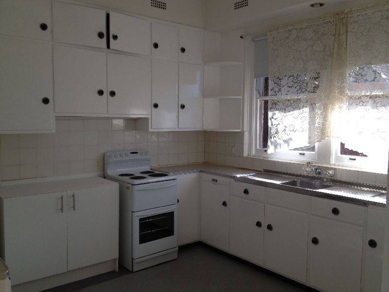 144 Albany Street, Point Frederick NSW 2250