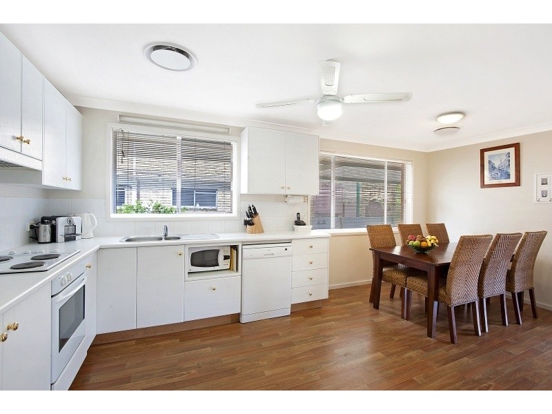 27 Kuburra Road, Erina NSW 2250