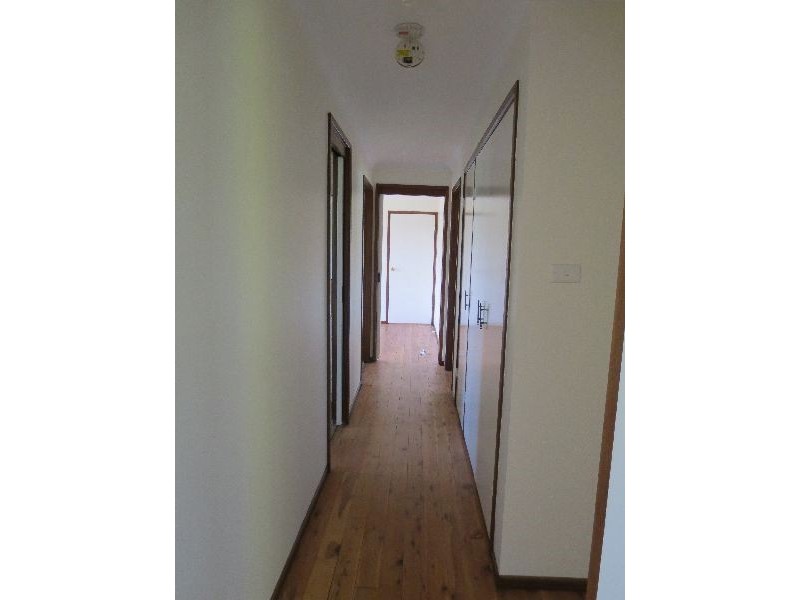 18 Larbonya Avenue, Wyoming NSW 2250