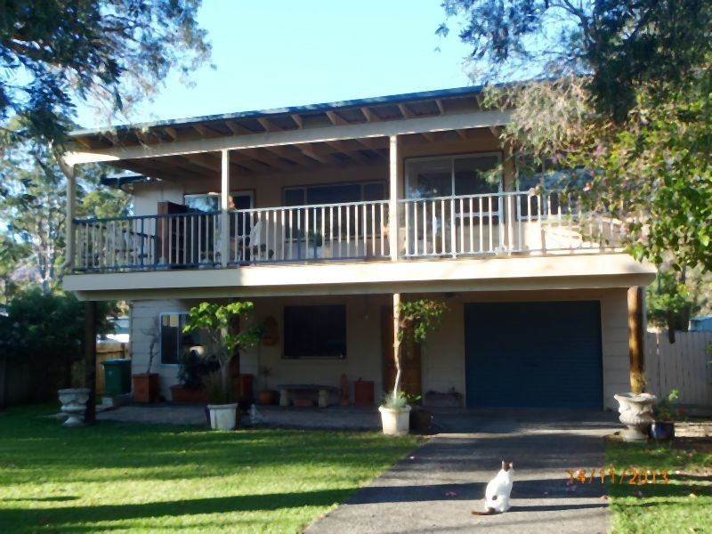 25 Black Swan Street, Berkeley Vale NSW 2261