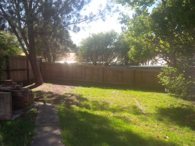 11 Frederick Street, Point Frederick NSW 2250