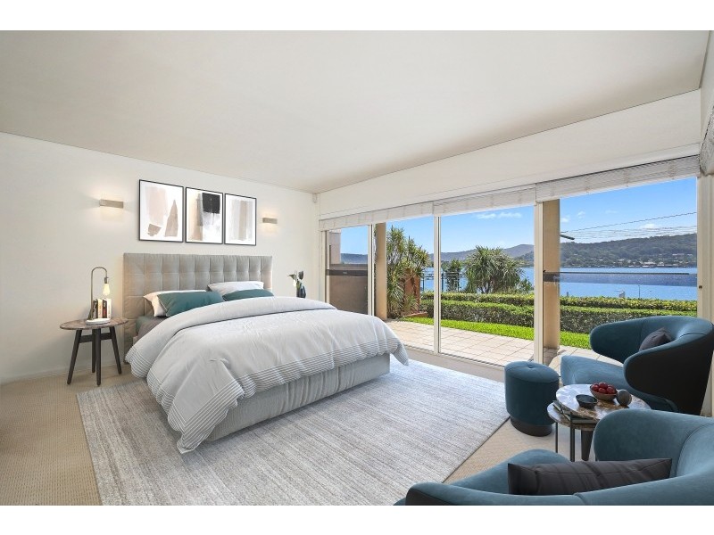 30 Albany Street, Point Frederick NSW 2250