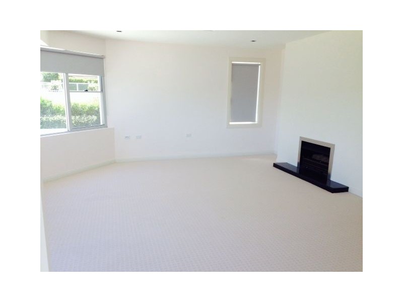 4/1-3 Caroline Street, East Gosford NSW 2250