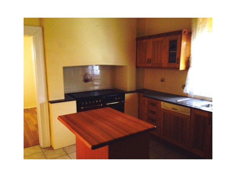 3 Lynn Avenue, Point Frederick NSW 2250