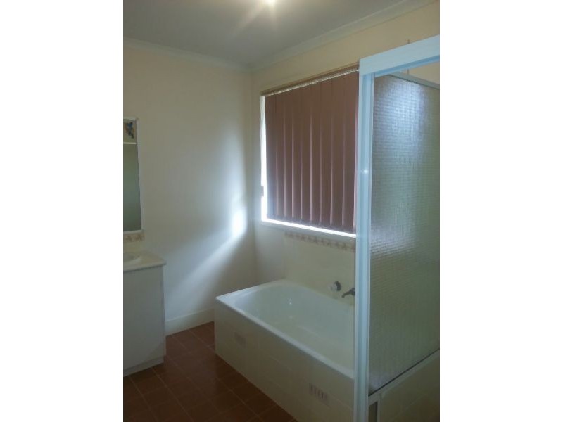 2b Mahogany Close, Ourimbah NSW 2258