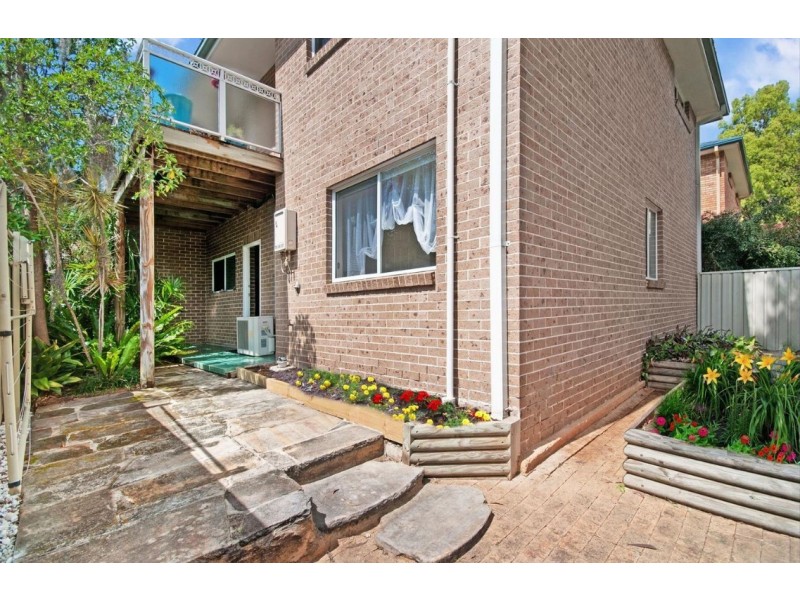 8/54 Frederick Street, Point Frederick NSW 2250