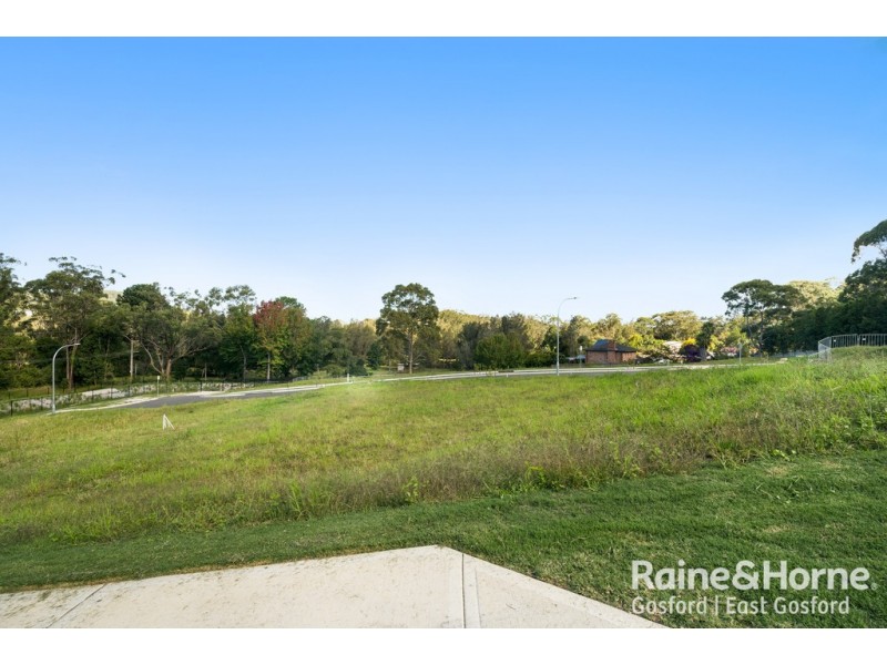 7 Lawson Drive, Narara NSW 2250