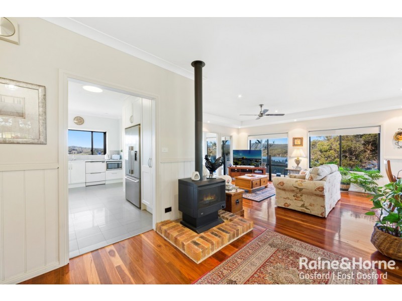 12 Wharf Street, East Gosford NSW 2250