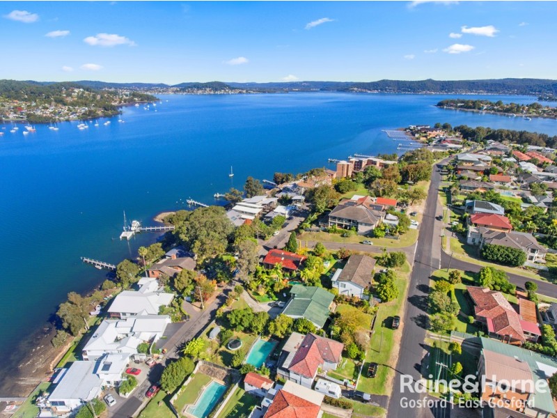 12 Wharf Street, East Gosford NSW 2250