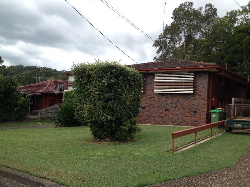 5 Beaumont Avenue, Wyoming NSW 2250