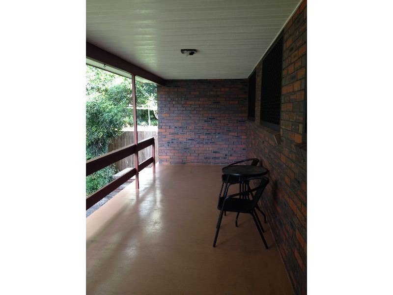 5 Beaumont Avenue, Wyoming NSW 2250