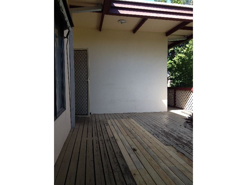 17 Orange Parade, Wyoming NSW 2250
