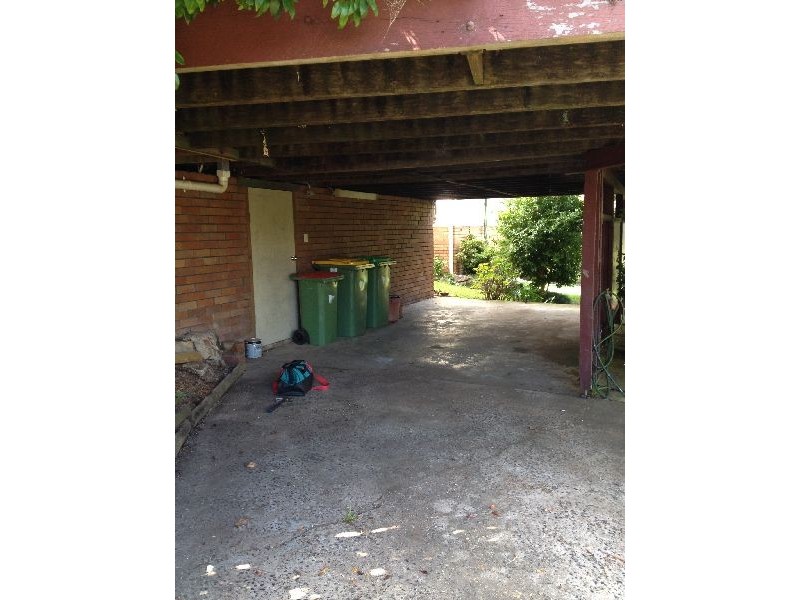 17 Orange Parade, Wyoming NSW 2250