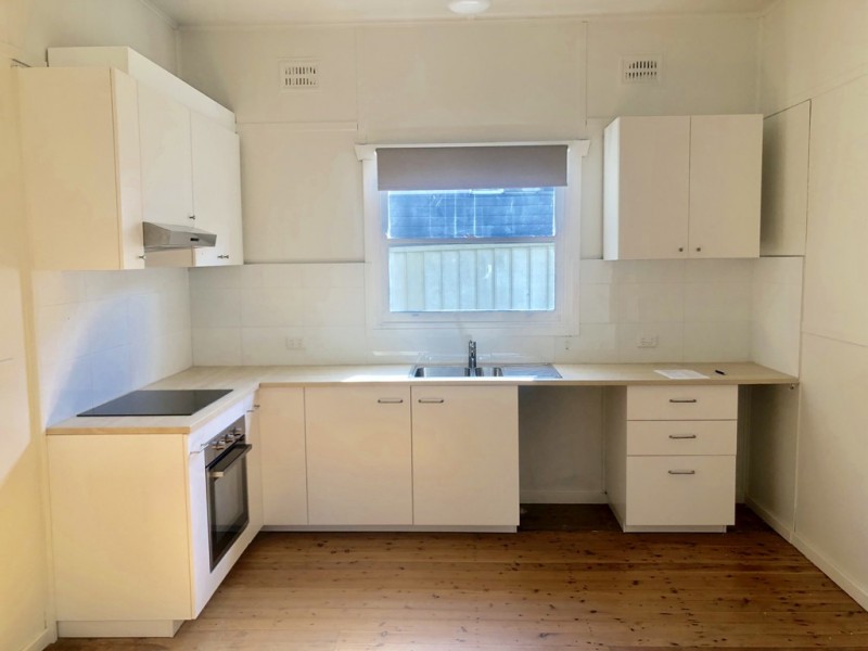 561 Pacific Highway, Wyoming NSW 2250