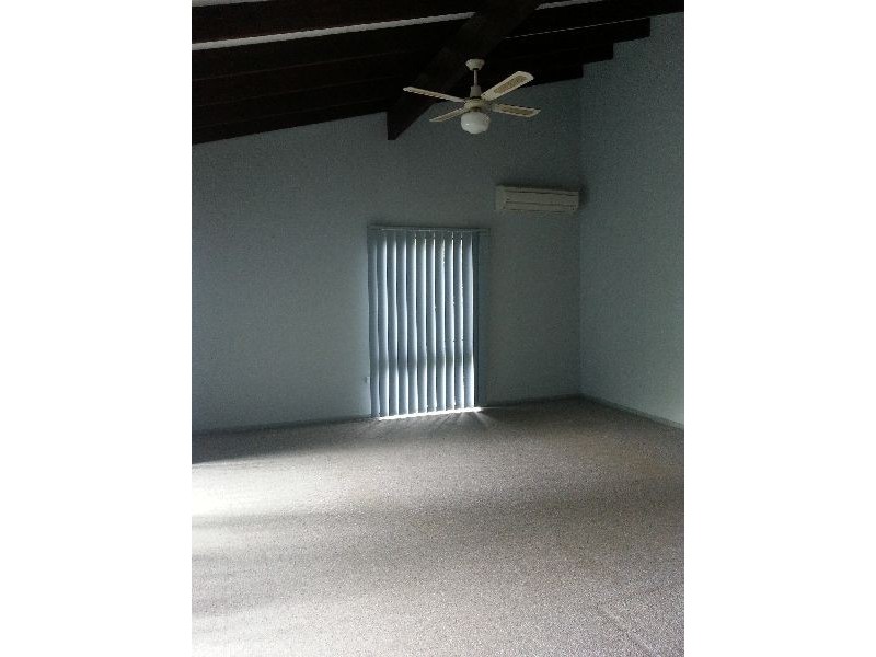 9 Elizabeth Street, Wyoming NSW 2250