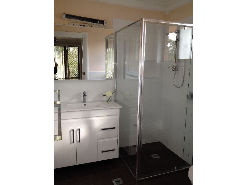 3 Benham Avenue, Wyoming NSW 2250