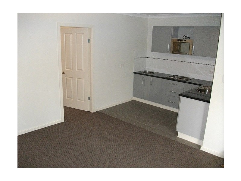 5/127 Maidens Brush Road, Wyoming NSW 2250