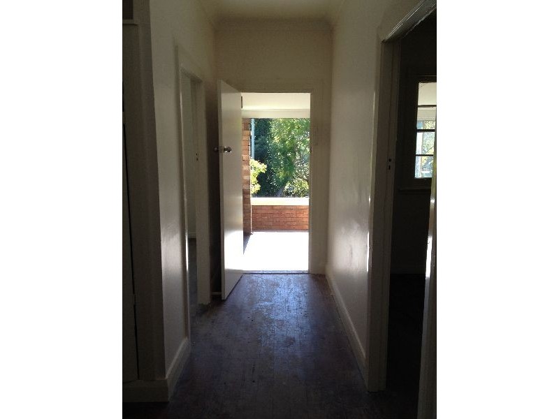 13 York Street, Point Frederick NSW 2250