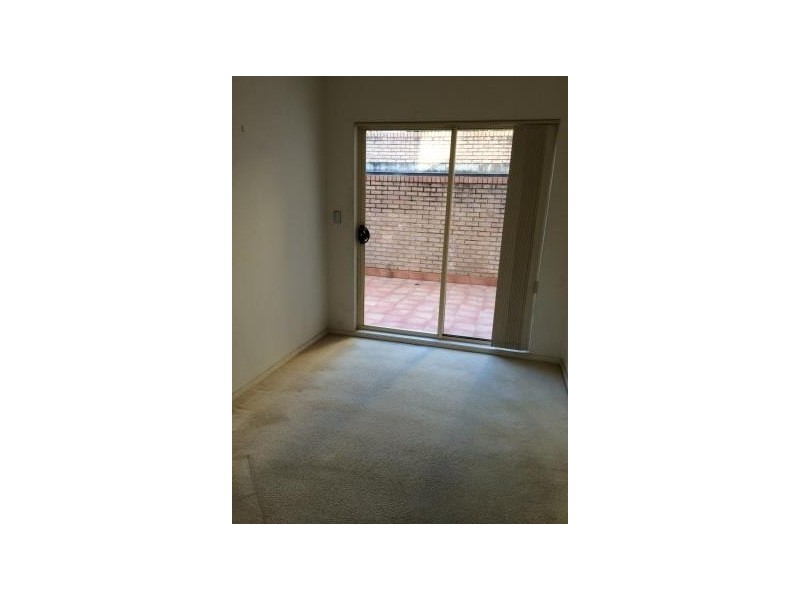 37/92 John Whiteway Drive, Gosford NSW 2250