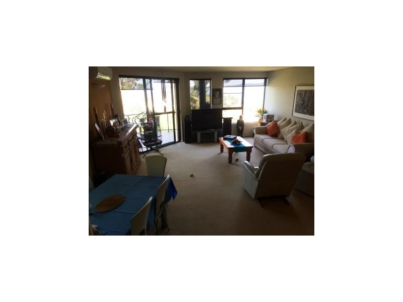 6/84 John Whiteway Drive, Gosford NSW 2250