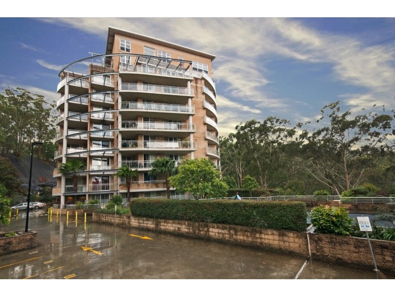 342/80 John Whiteway Drive, Gosford NSW 2250