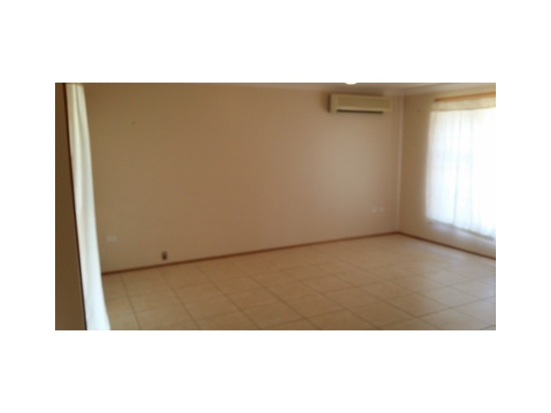 87 Mitchel Drive, Kariong NSW 2250