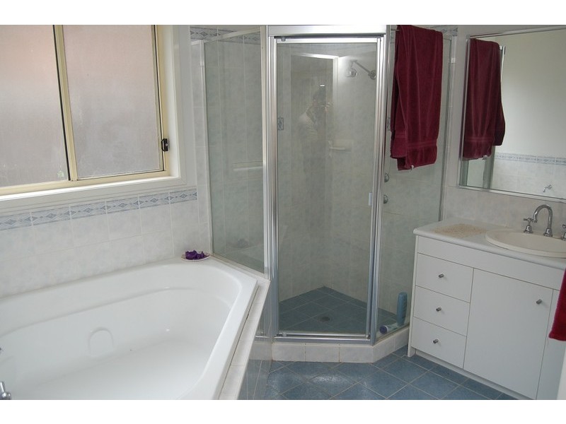 10 Kyliebar Street, Wadalba NSW 2259