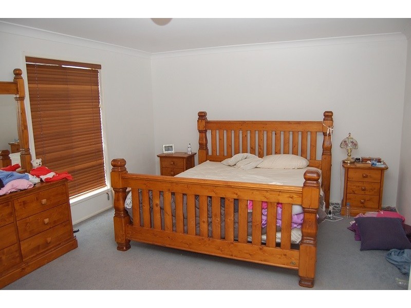 10 Kyliebar Street, Wadalba NSW 2259