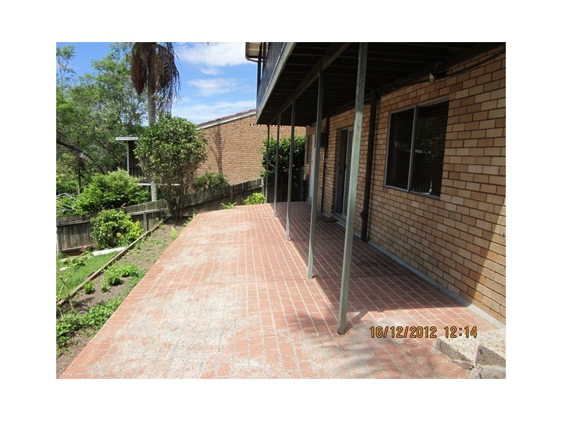 6 Kalori Avenue, Wyoming NSW 2250