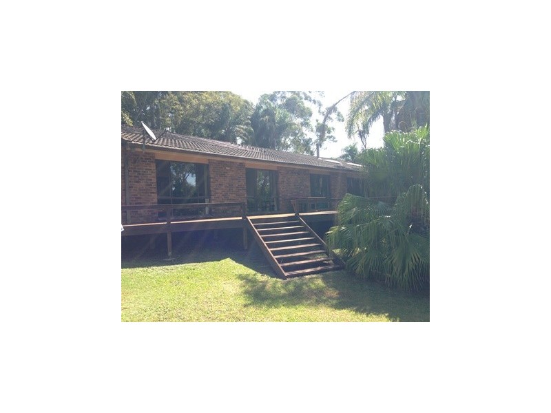 8 Greenbank Avenue, Glenning Valley NSW 2261