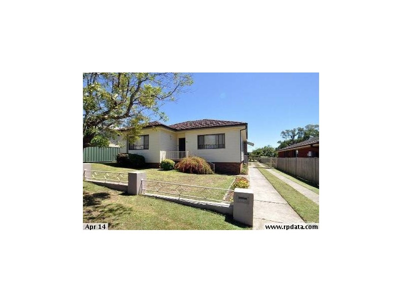 80 Glennie Street, Wyoming NSW 2250