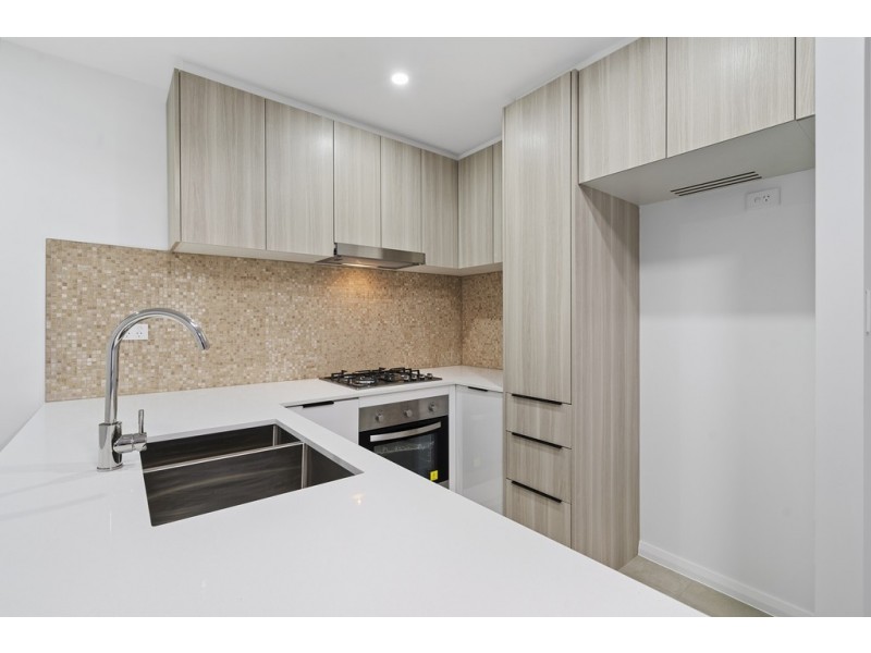 24/75-77 Faunce Street West, Gosford NSW 2250