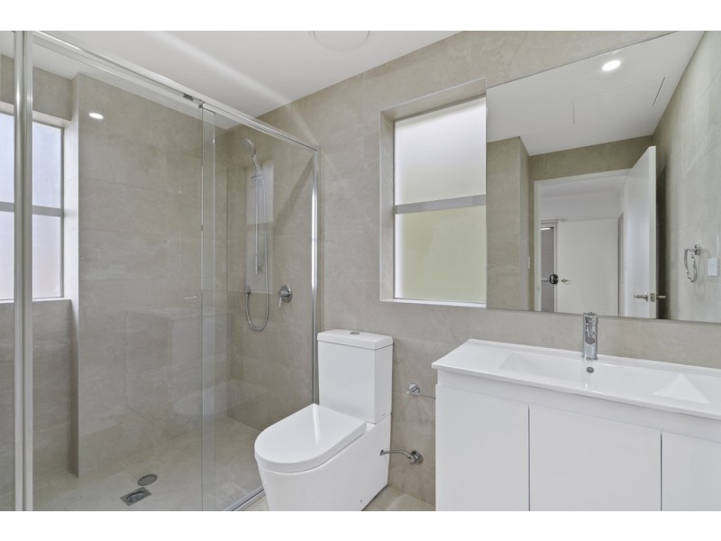 30/75-77 Faunce Street, West Gosford NSW 2250