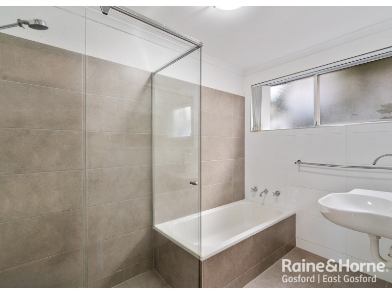 10/138-140 Albany Street, Point Frederick NSW 2250