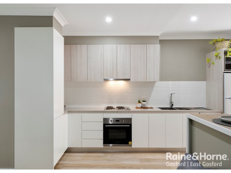 2/6 Margin Street, Gosford NSW 2250