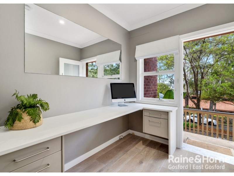 2/6 Margin Street, Gosford NSW 2250