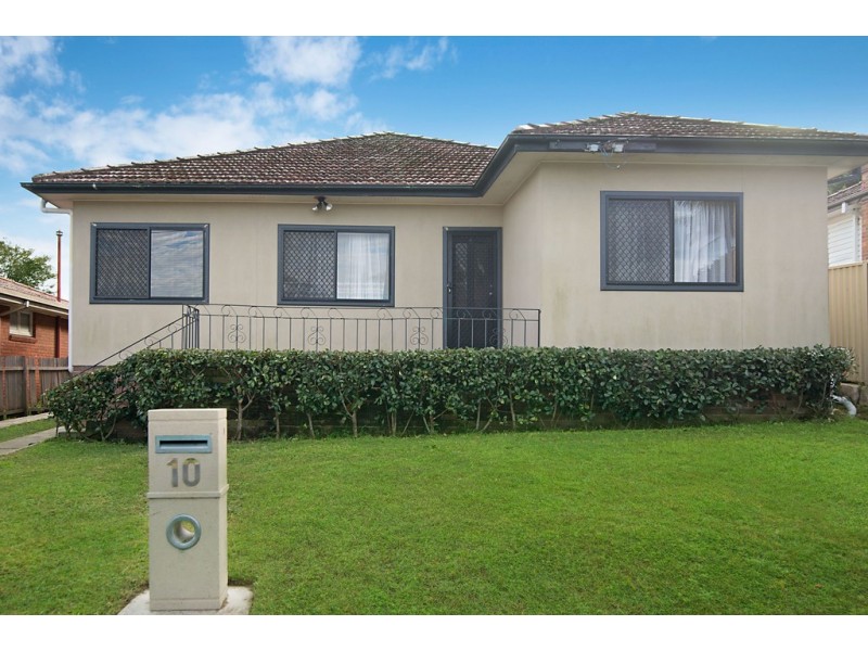 10 Donnison Street, West Gosford NSW 2250