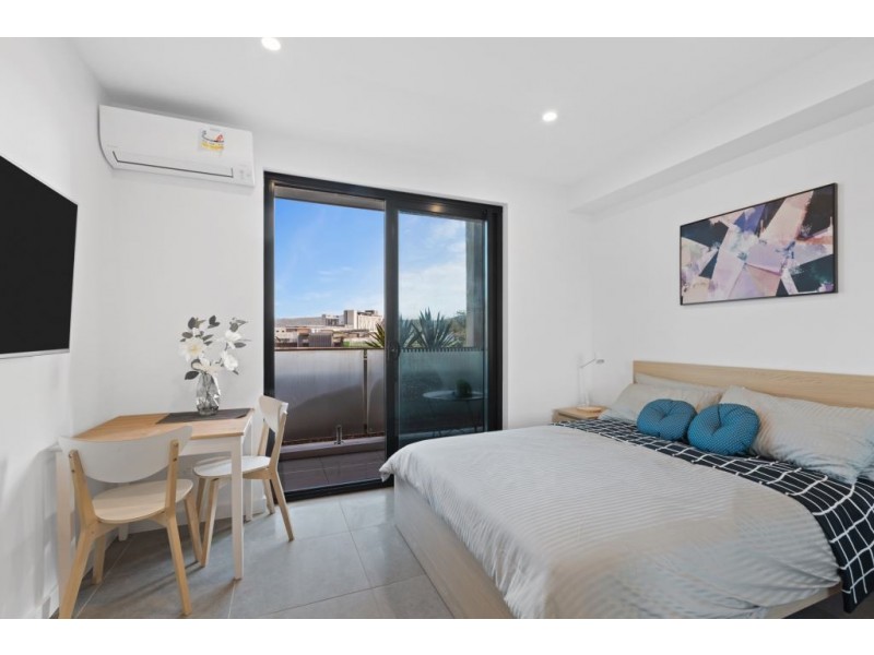 210/30 Watt Street, Gosford NSW 2250