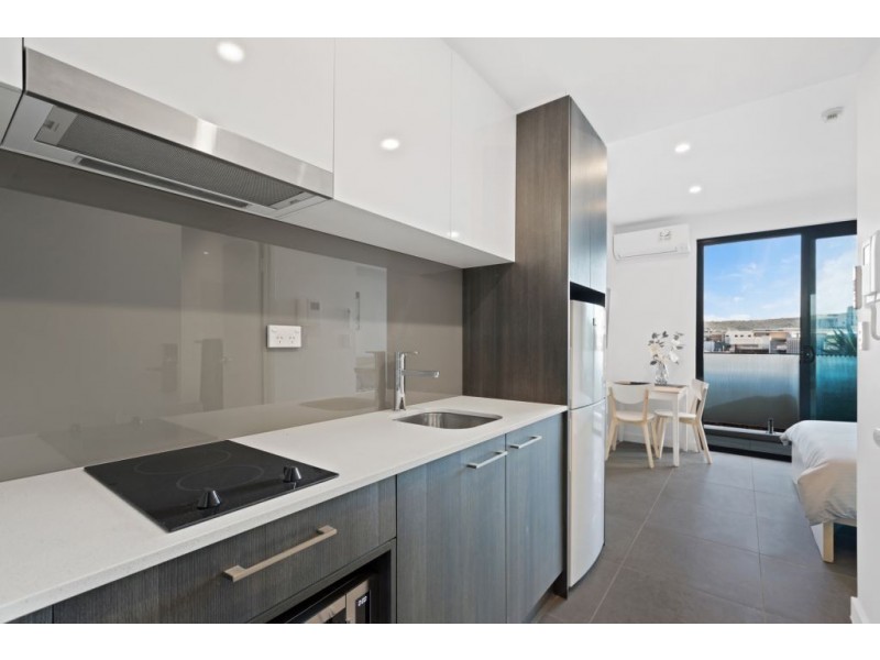 210/30 Watt Street, Gosford NSW 2250