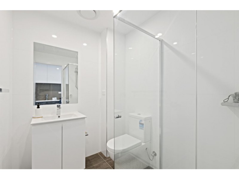 210/30 Watt Street, Gosford NSW 2250