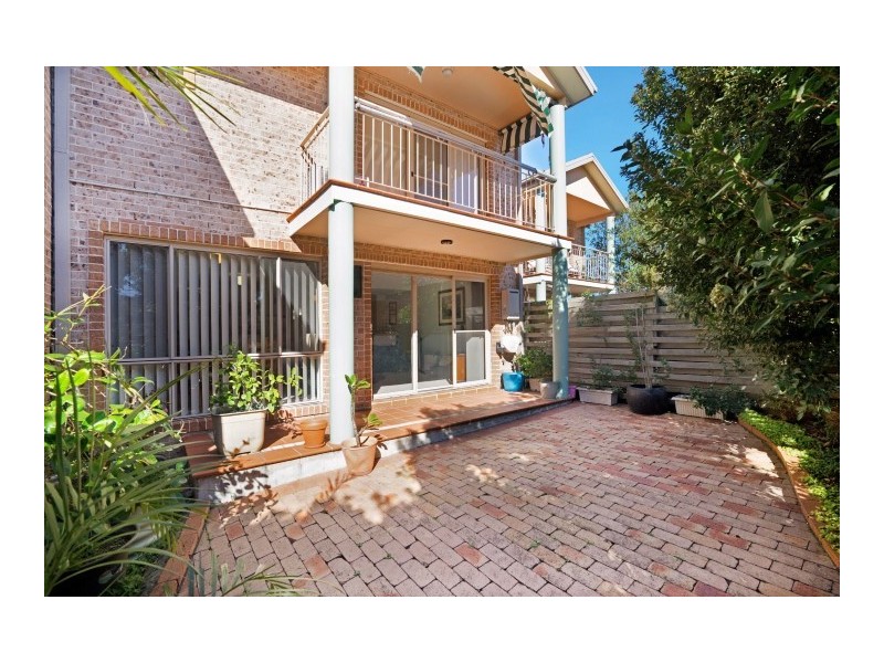 2/25 Victoria Street, East Gosford NSW 2250