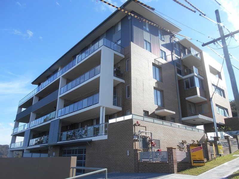 26/10-12 Batley Street, West Gosford NSW 2250