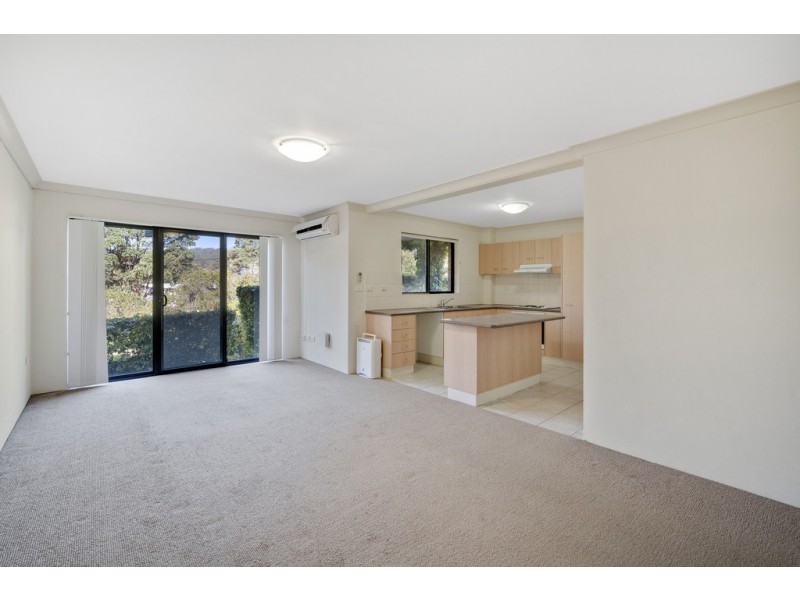 1/216-218 Henry Parry Drive, Gosford NSW 2250