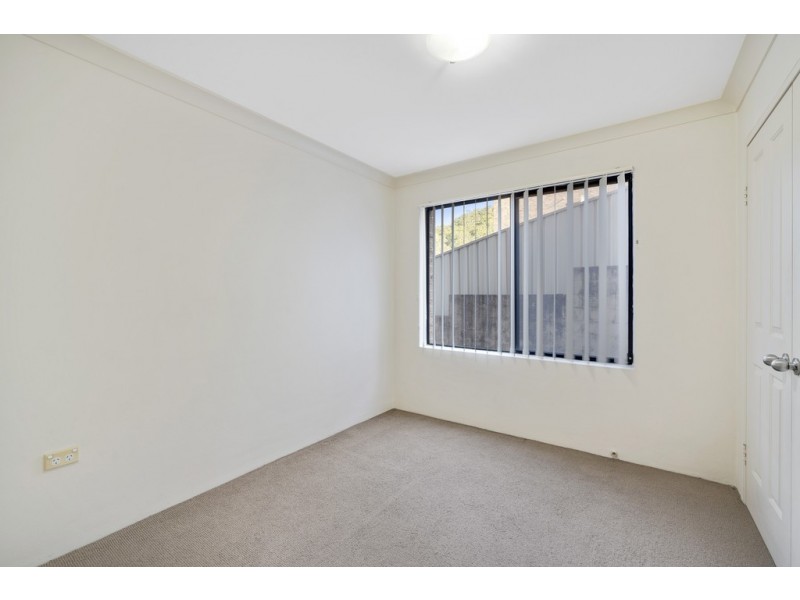 1/216-218 Henry Parry Drive, Gosford NSW 2250