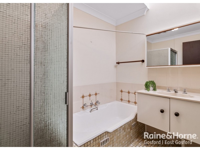 24/31 Fiona Street, Point Clare NSW 2250