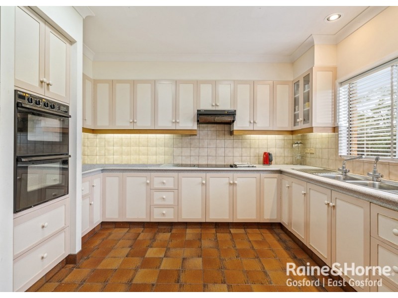 Central Mangrove NSW 2250